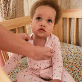 Pijama Magnetic Footie Oveja Rosa