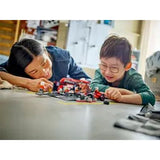 LEGO City Pit Stop de F1® y Pit Crew con Coche Ferrari