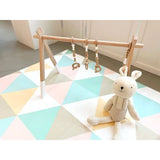 Mat de Piso 6.9  x 4.6 x .13 pies Estilo Pastel Triangle