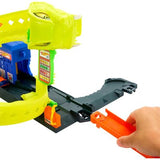 Hot Wheels - Pista Culebra Espiral Estacion Gas