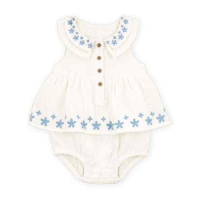 Conjunto Blanco y Azul