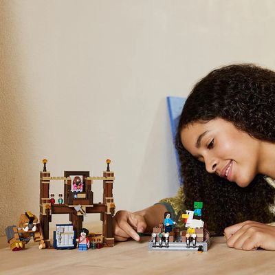 LEGO Minecraft - Woodland Mansion Fighting Ring
