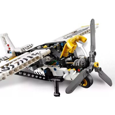 LEGO Technic Avioneta