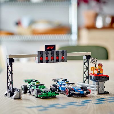 LEGO City - F1® Grid con Coches de Carreras VCARB y Sauber