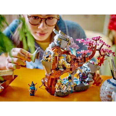 LEGo Ninjago Santuario de Piedra Dragón