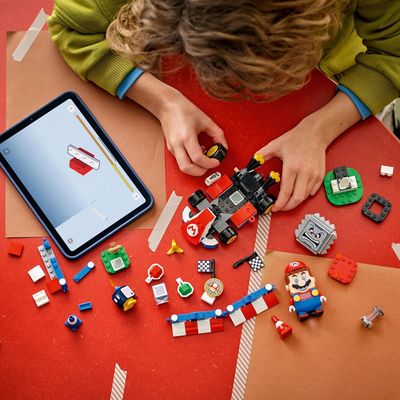 LEGO Super Mario - Mario Kart: Interactive LEGO Mario & Stan