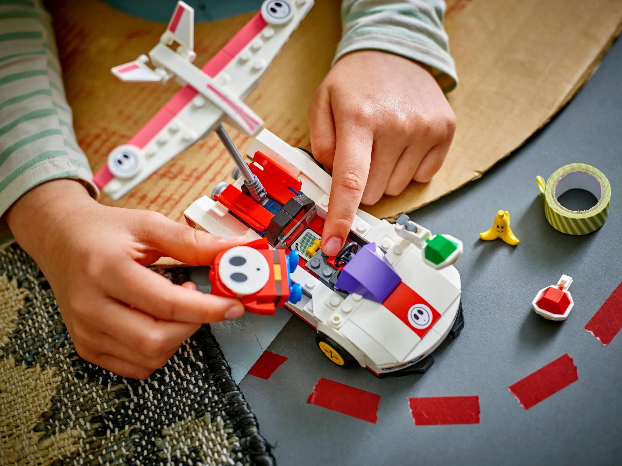 LEGO Super Mario - Mario Kart Shy Guy & P-Wing