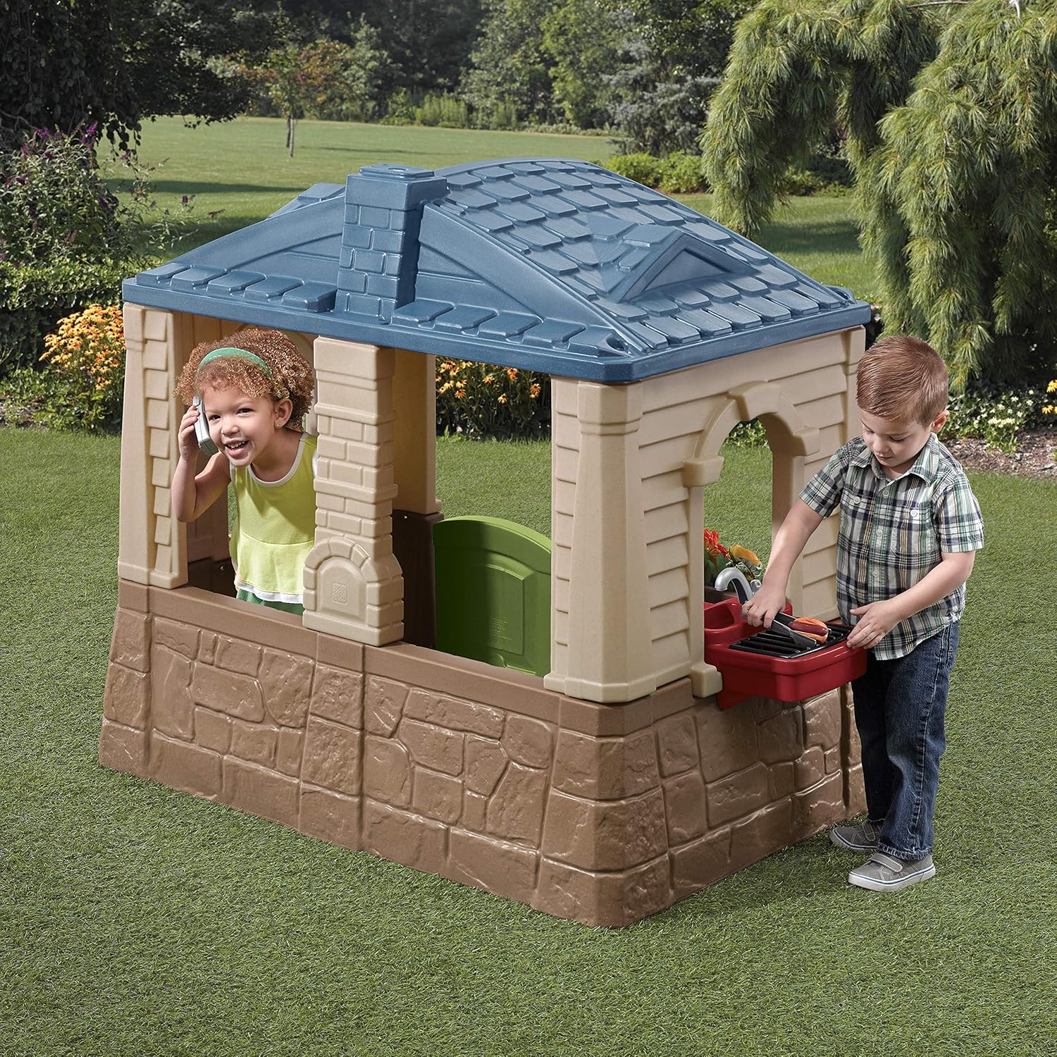 Step2 - Casita De Patio Cottage & Grill