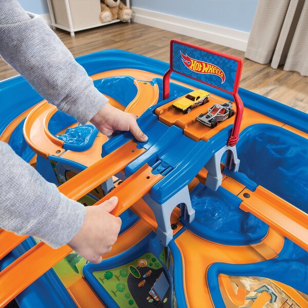 Step2 - Mesita De Juego Pista Carros Hot Wheels