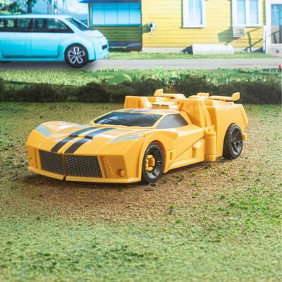 Transformer Earthspark -Bumblebee Cambia