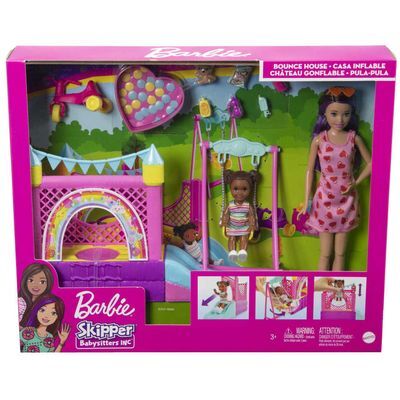 Barbie Ninera con Casita Juego Saltos