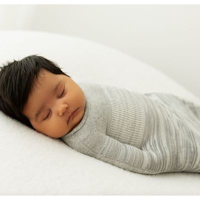 Pijama Envolvedora Color Gris 12-18 Libras